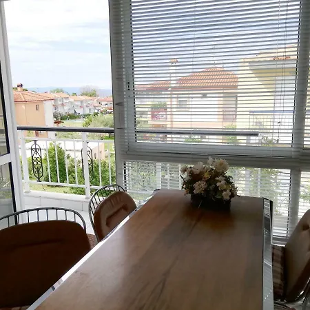2 Bedroom Flat In דירה